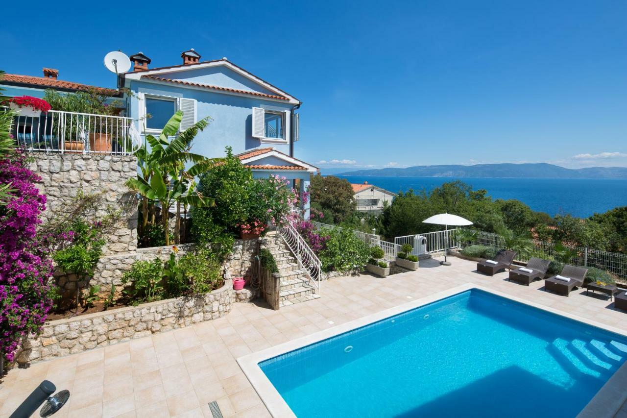 Villa Bella Vista - Apartments Labin  Bagian luar foto