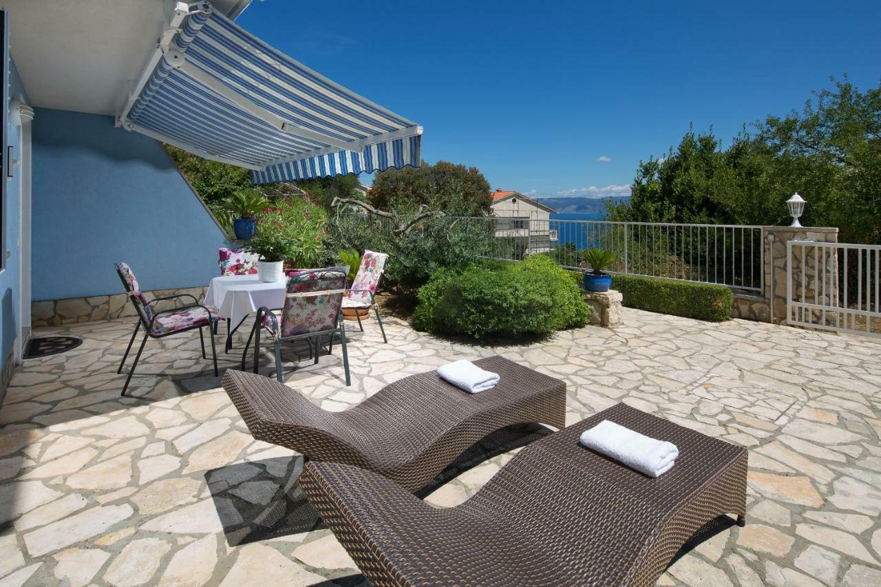 Villa Bella Vista - Apartments Labin  Bagian luar foto